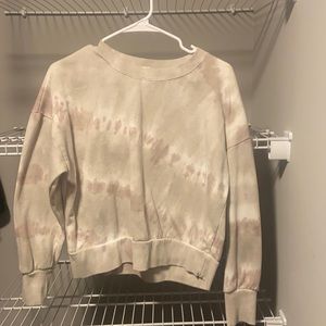 NWOT * Hippie Rose Tan TieDye Sweatshirt in Large